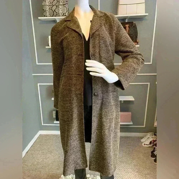 Tummi - Picture 1 of 11